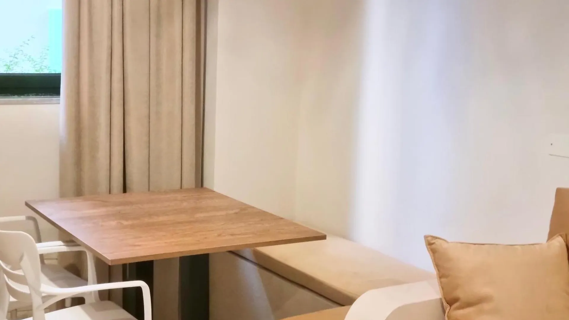 Promo Price September - Cave By The Sea Apartment Golem  0*, Golem (Tirana)
