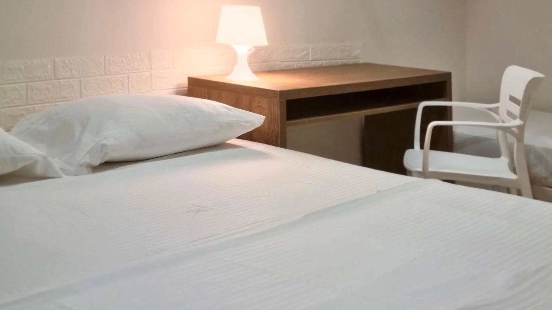 Promo Price September - Cave By The Sea Apartment Golem  0*, Golem (Tirana) Albania