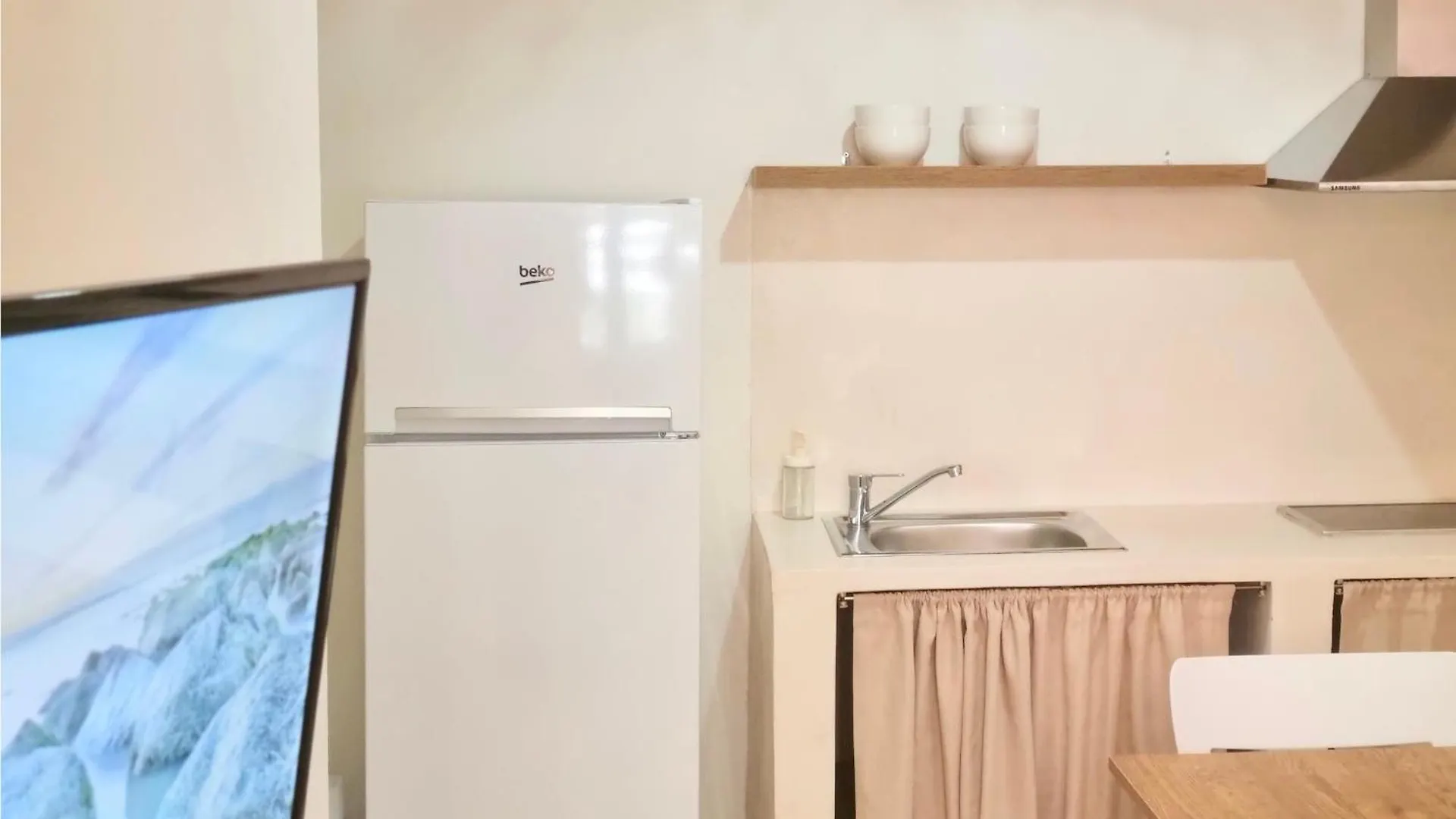 Promo Price September - Cave By The Sea Apartment Golem  Golem (Tirana)